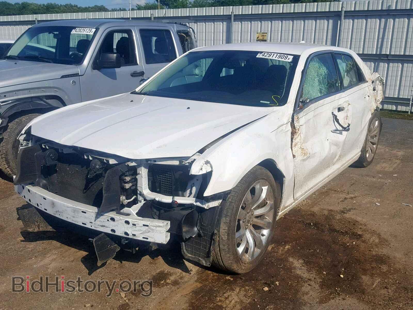 2018 CHRYSLER 300 - VIN: 2C3CCAEG6JH148672 - Фото 2