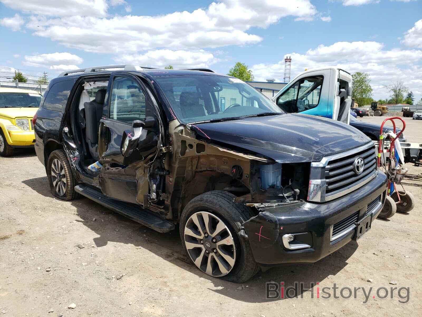 Фотография 5TDJY5G14KS172945 - TOYOTA SEQUOIA 2019