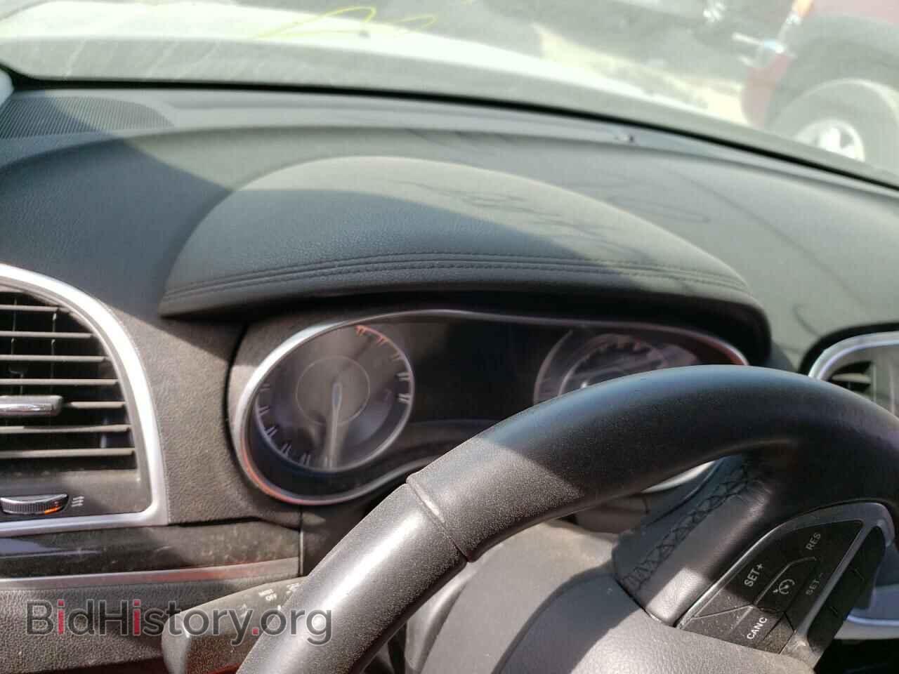 2016 CHRYSLER 300 - VIN: 2C3CCAAG6GH142045 - Фото 9