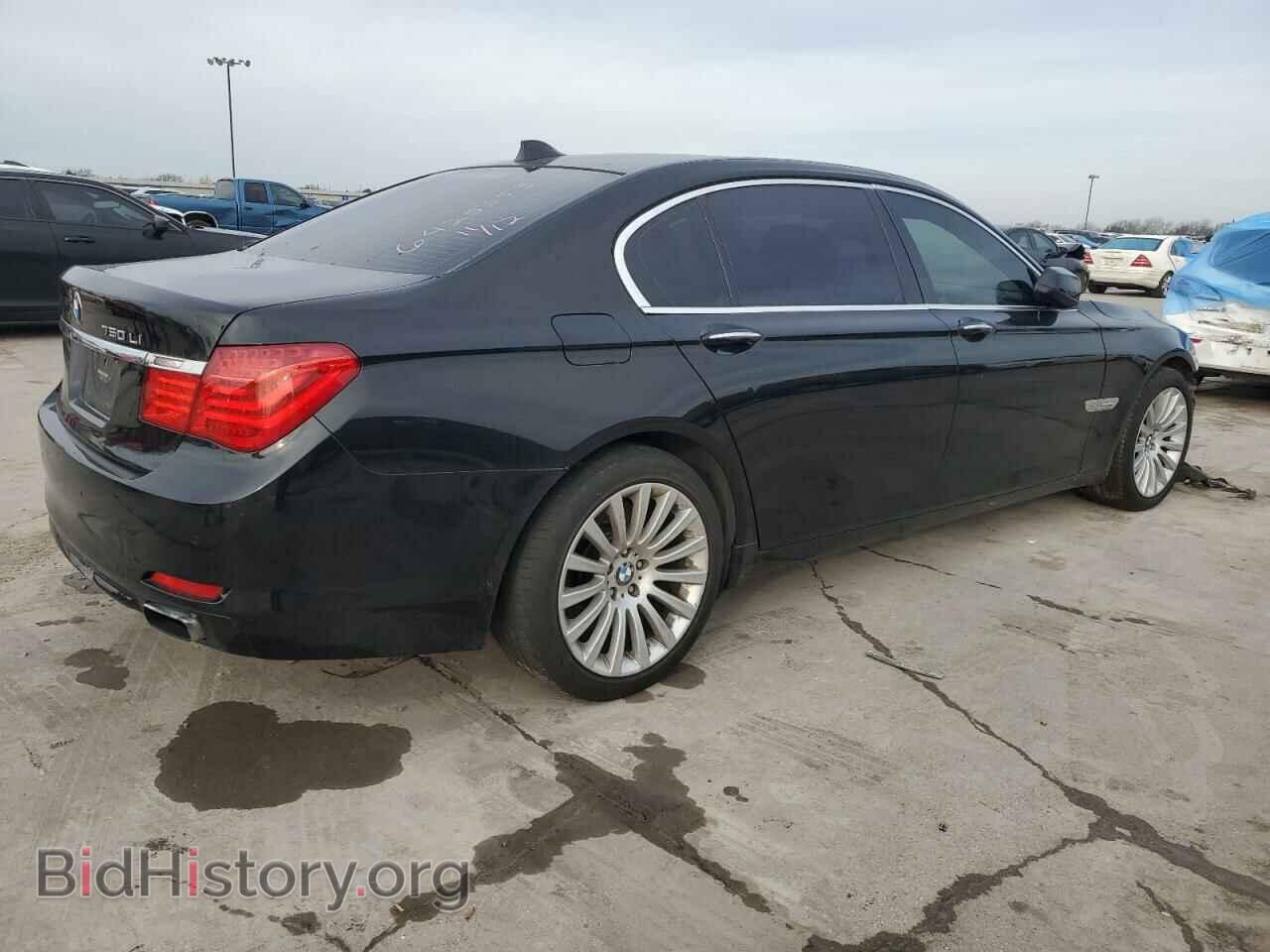 2011 BMW 7 SERIES - VIN: WBAKC8C56BC431981 - Фото 3