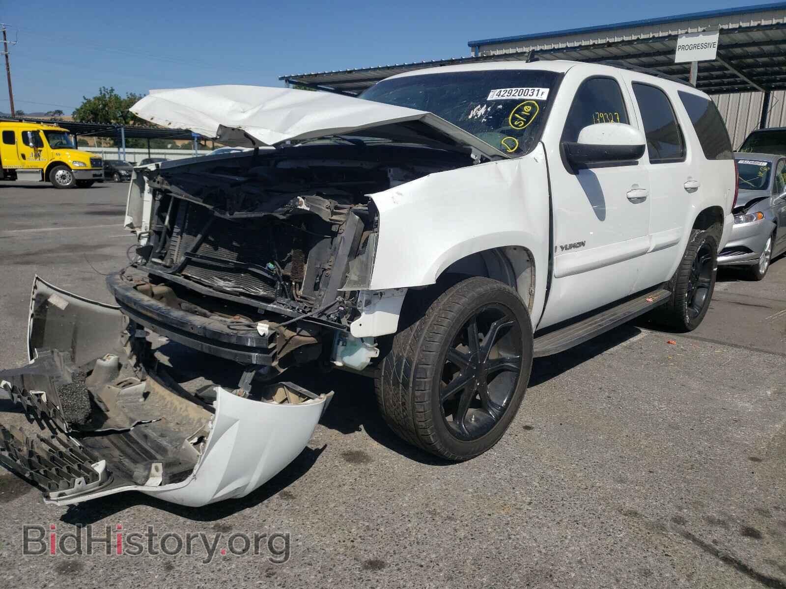 2007 GMC YUKON - VIN: 1GKFC13J67J105730 - Фото 2