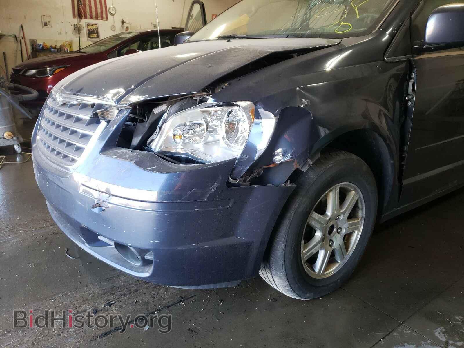 2008 CHRYSLER MINIVAN - VIN: 2A8HR54P98R781480 - Фото 9