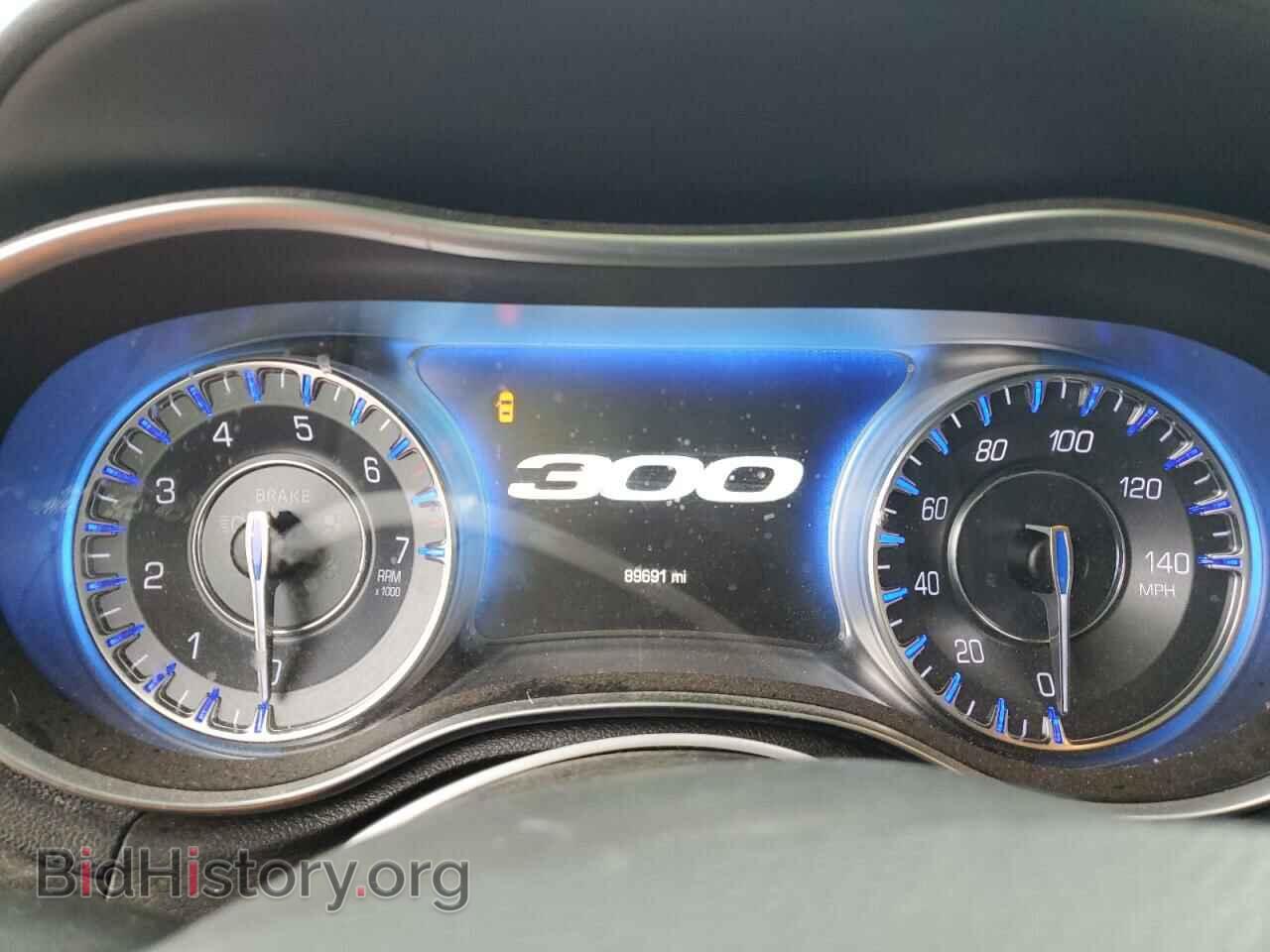 2016 CHRYSLER 300 - VIN: 2C3CCARG3GH161852 - Фото 9