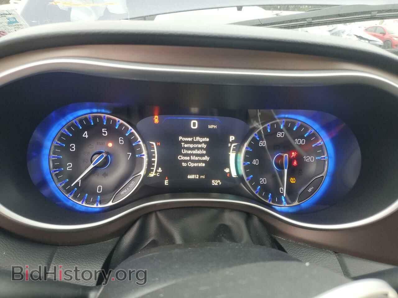 2018 CHRYSLER PACIFICA - VIN: 2C4RC1EG0JR193106 - Photo 9