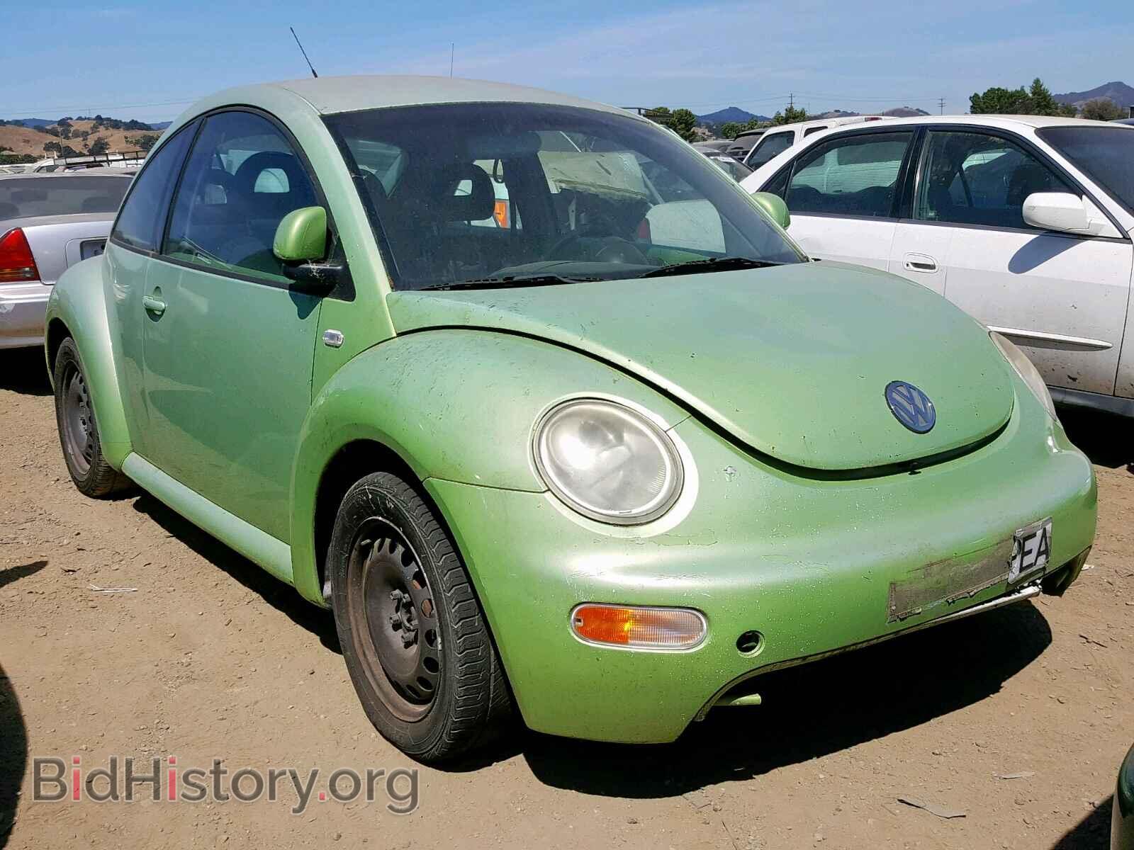 Photo 3VWCC21C8YM500941 - VOLKSWAGEN BEETLE 2000