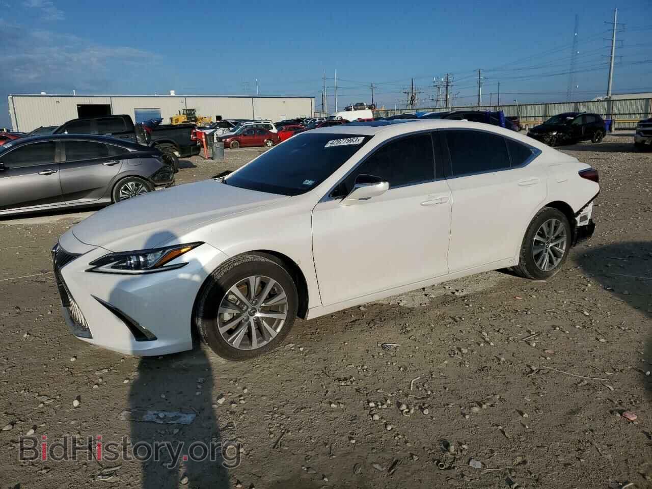 Photo 58ACZ1B15MU091896 - LEXUS ES350 2021