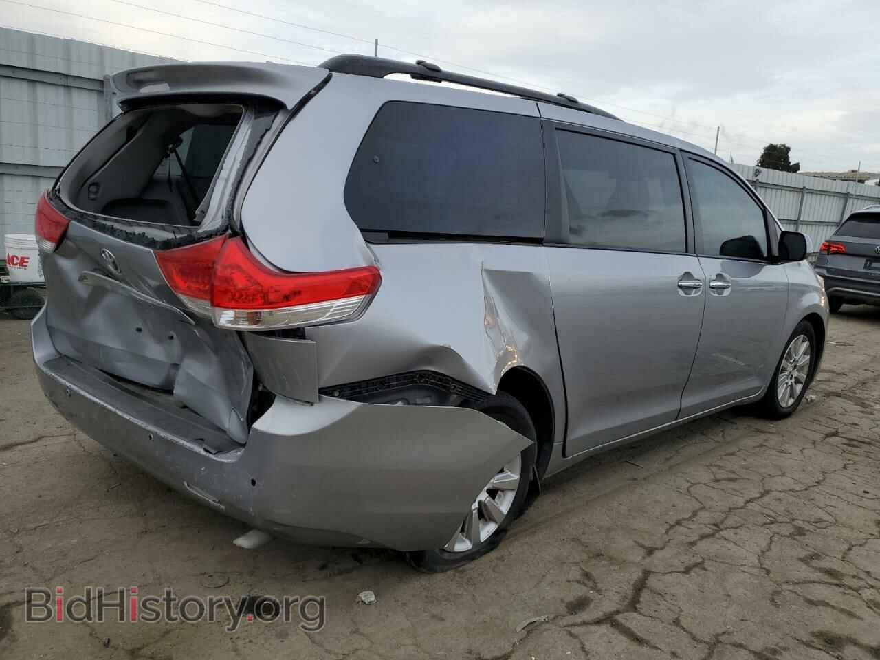 2011 TOYOTA All Models - VIN: 5TDYK3DCXBS029878 - Фото 3