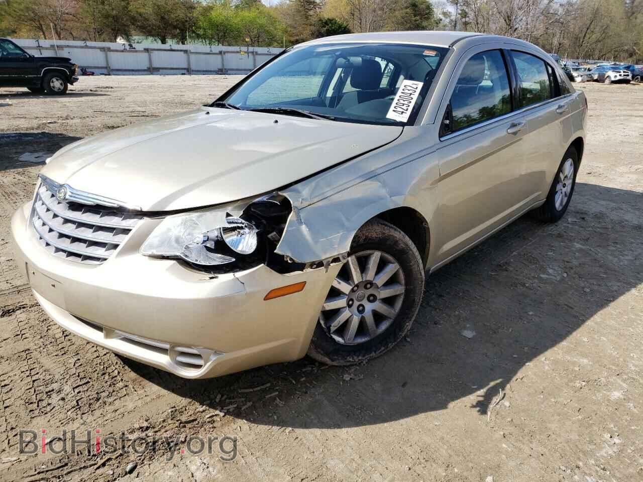 2010 CHRYSLER SEBRING - VIN: 1C3CC4FB2AN139981 - Фото 2