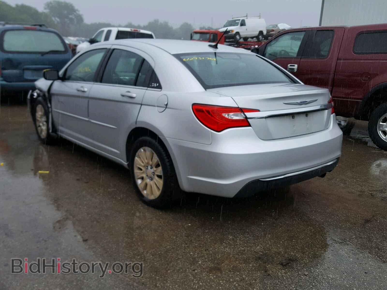 2012 CHRYSLER 200 - VIN: 1C3CCBAB2CN157945 - Photo 3