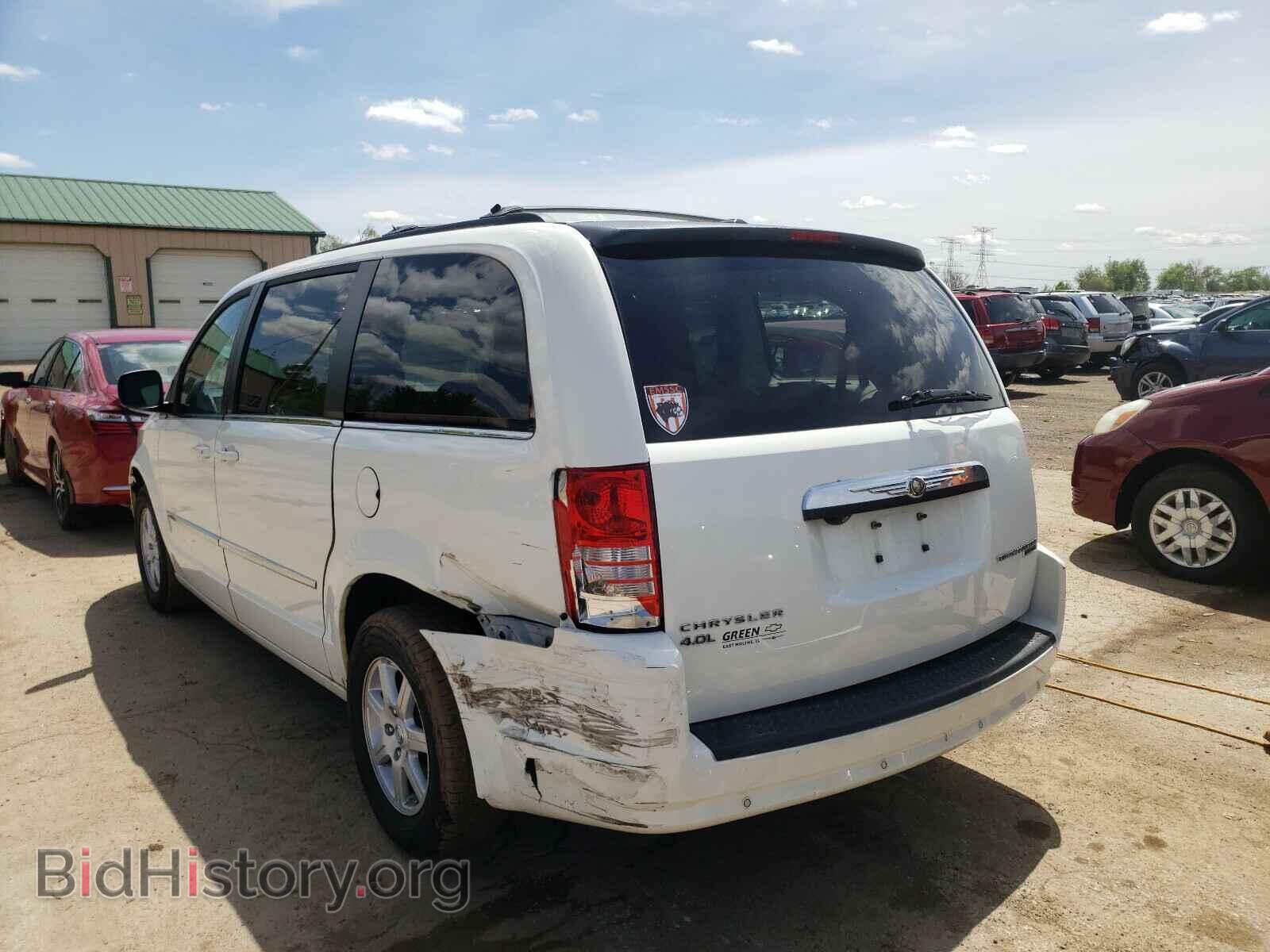 2010 CHRYSLER MINIVAN - VIN: 2A4RR8DX5AR441711 - Фото 3