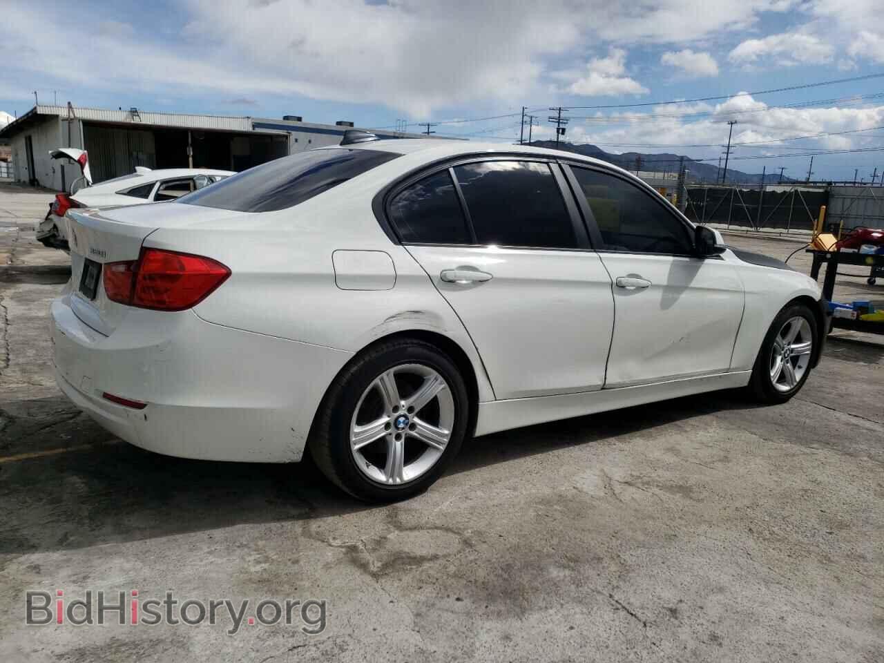 2014 BMW 3 SERIES - VIN: WBA3B1C54EP680131 - Фото 3