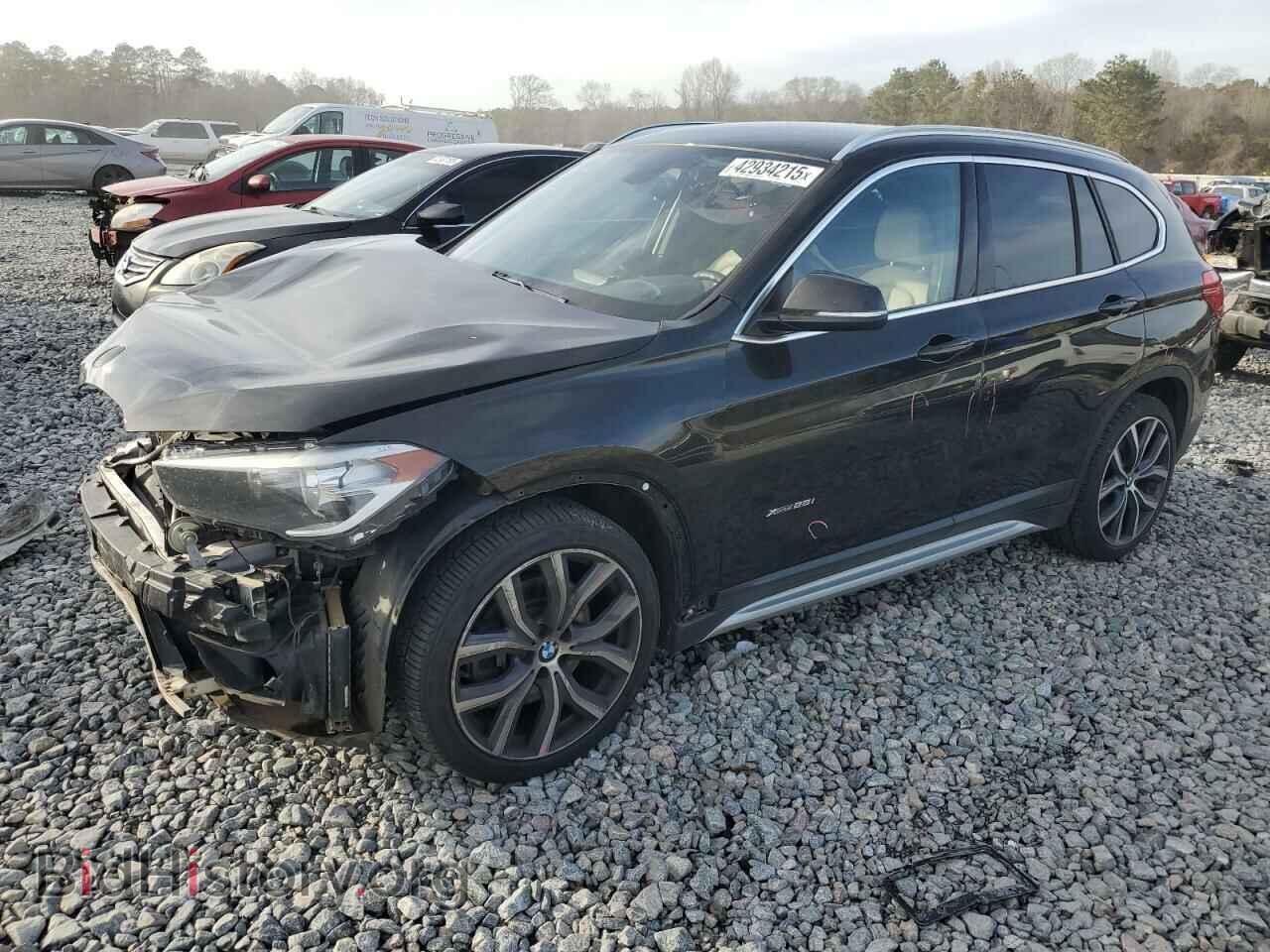 Фотография WBXHT3C3XH5F68214 - BMW X1 2017