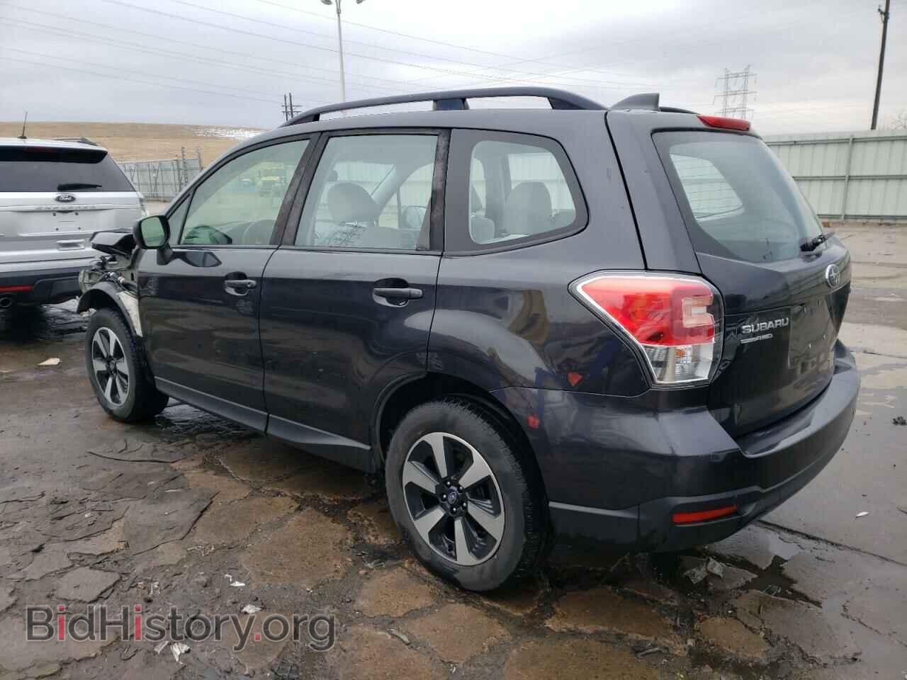 2017 SUBARU FORESTER - VIN: JF2SJABC1HH812635 - Фото 2