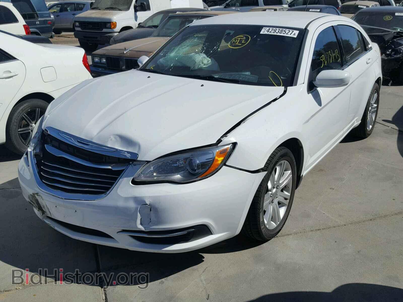 2013 CHRYSLER 200 - VIN: 1C3CCBBB6DN694088 - Фото 2