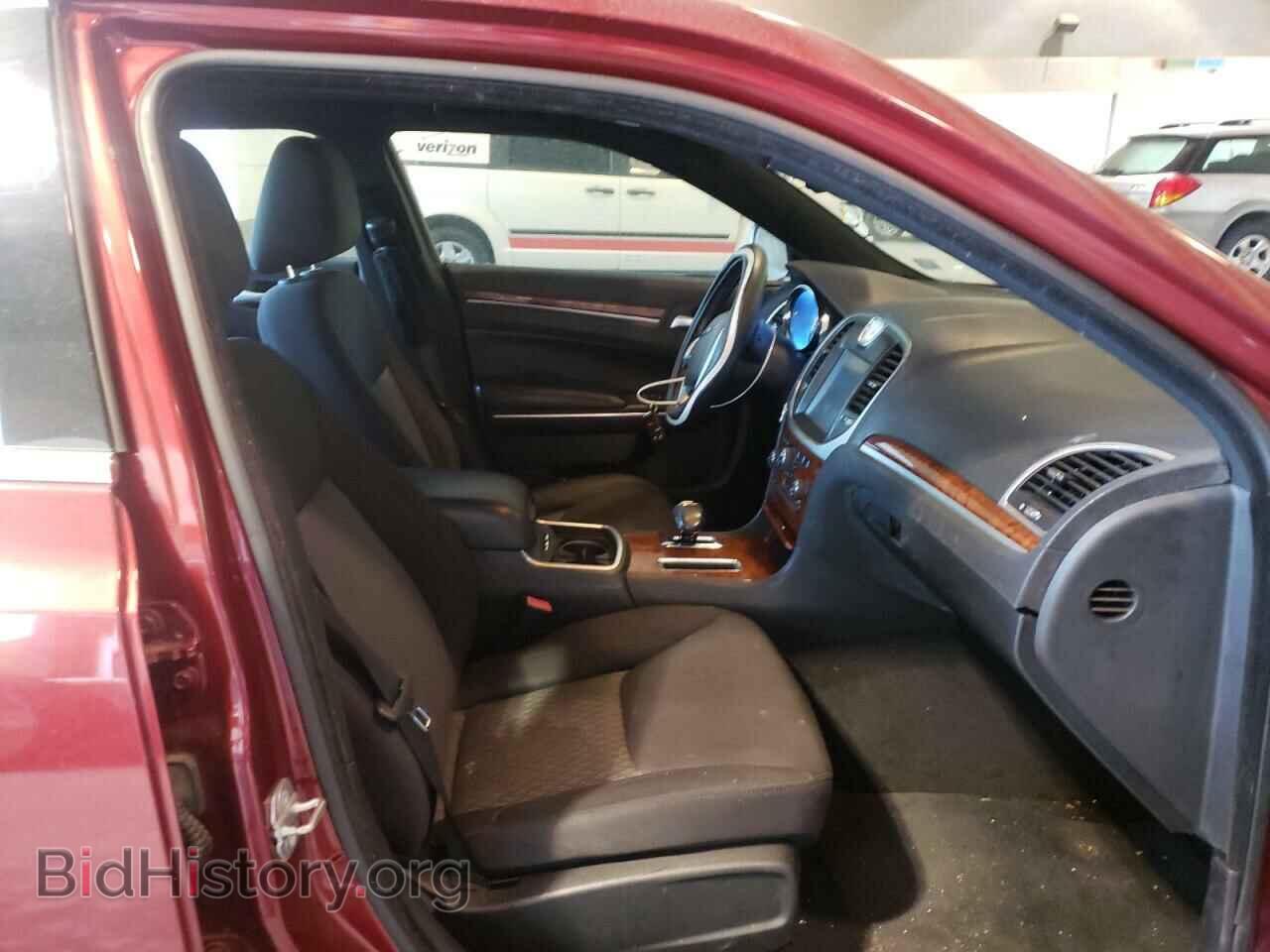 2012 CHRYSLER 300 - VIN: 2C3CCAAG4CH289300 - Фото 5