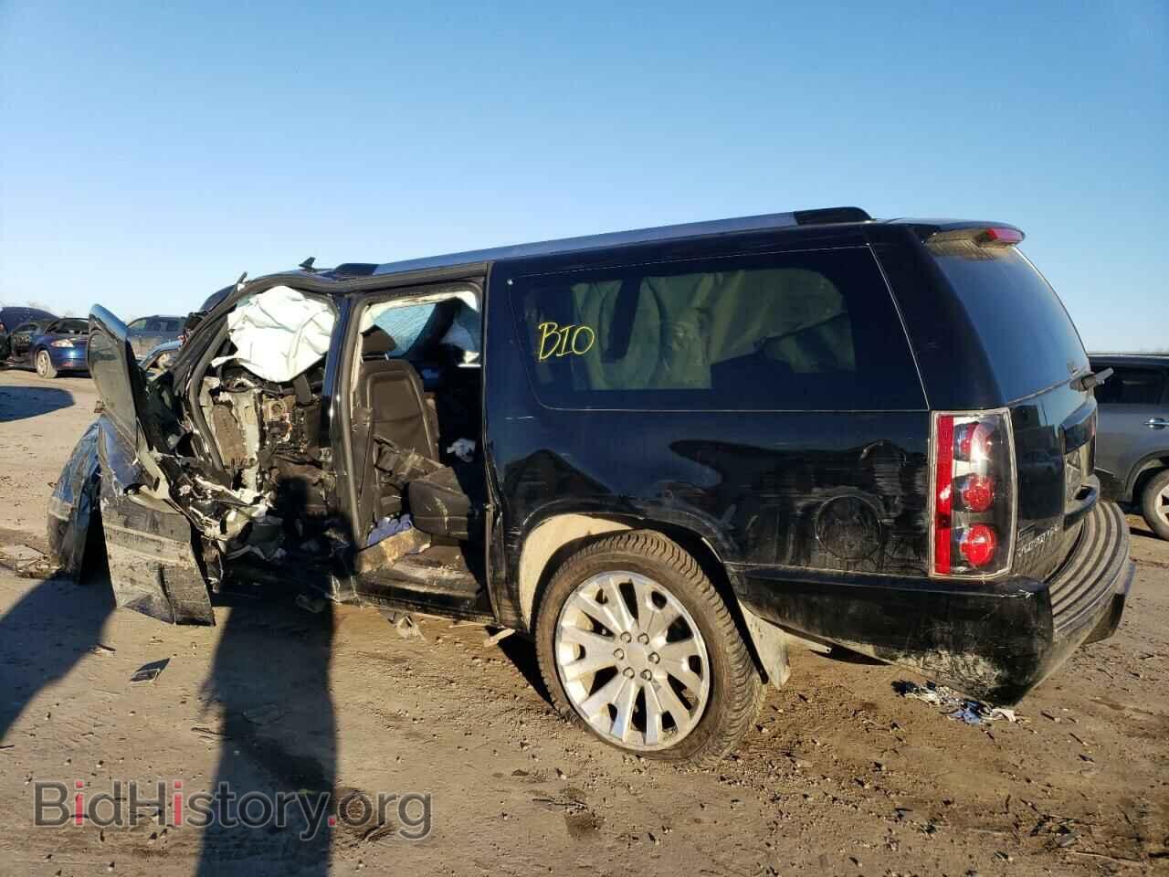 2012 GMC YUKON - VIN: 1GKS2MEF3CR214847 - Photo 2