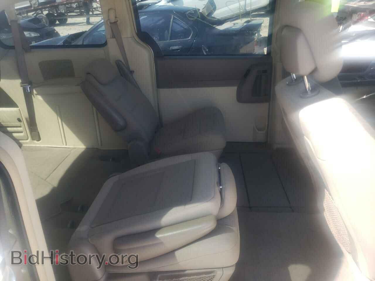 2010 CHRYSLER MINIVAN - VIN: 2A4RR5D16AR442246 - Фото 6