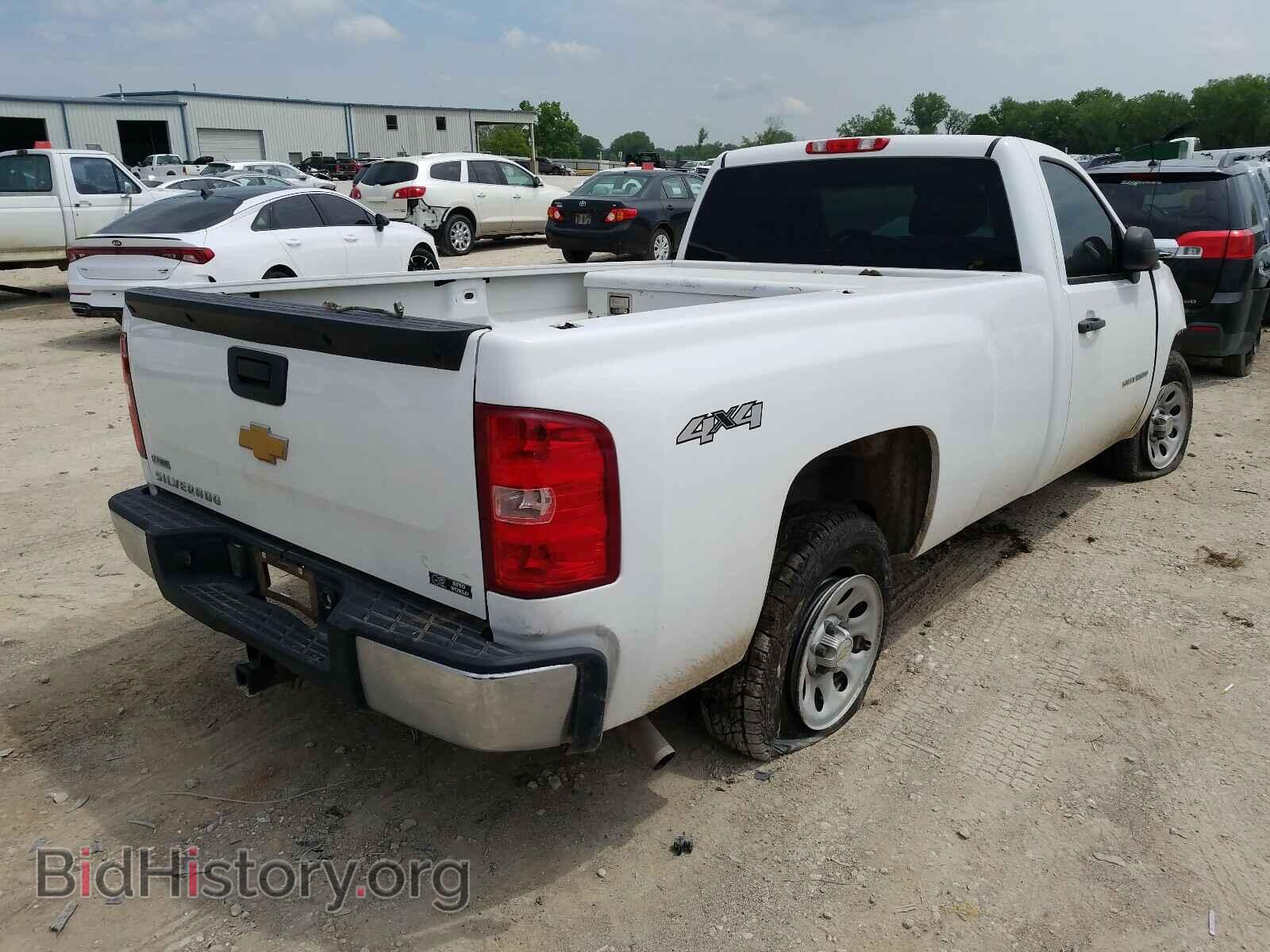 2012 CHEVROLET SILVERADO - VIN: 1GCNKPEA0CZ163337 - Фото 4