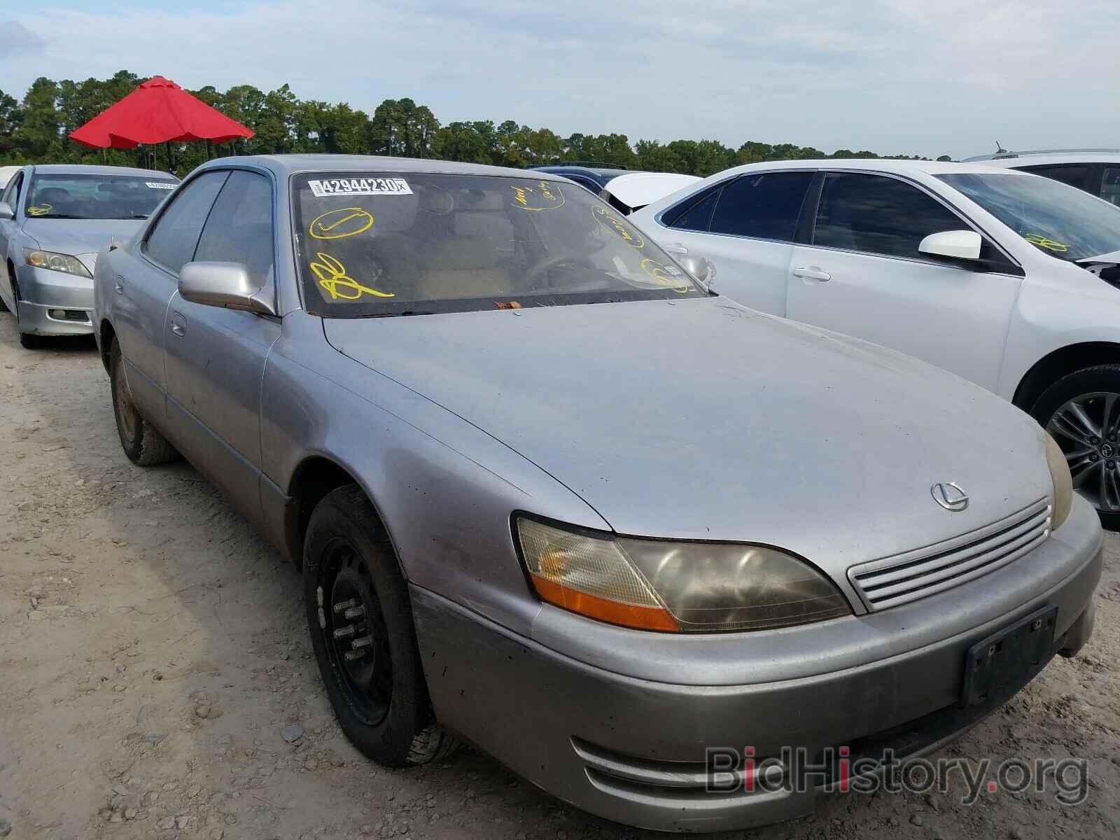 Photo JT8BF12G4T0176236 - LEXUS ES300 1996