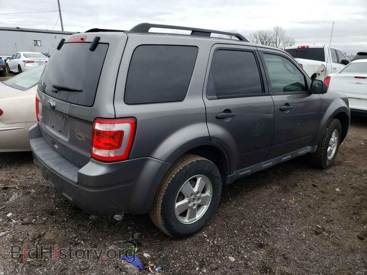2011 FORD ESCAPE - VIN: 1FMCU0D74BKB91241 - Фото 3