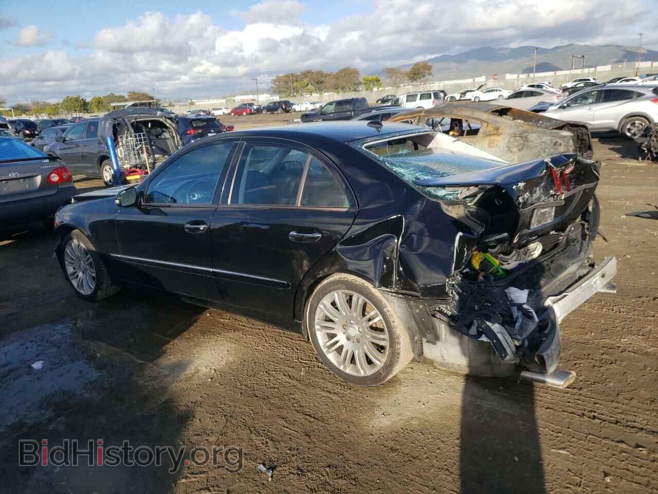 2007 MERCEDES-BENZ E-CLASS - VIN: WDBUF56X77B007056 - Фото 2