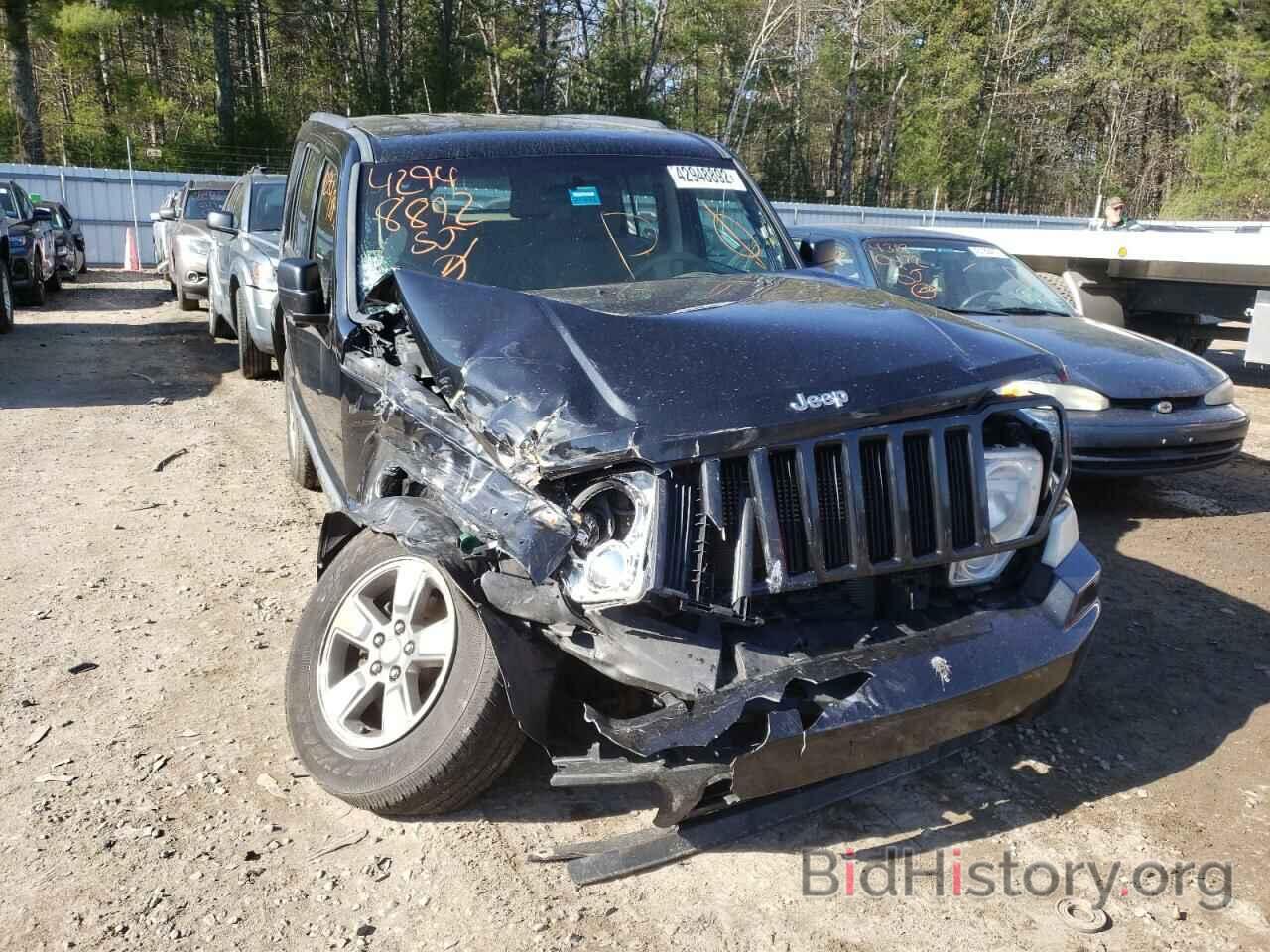 Photo 1J8GN28K38W285876 - JEEP LIBERTY 2008