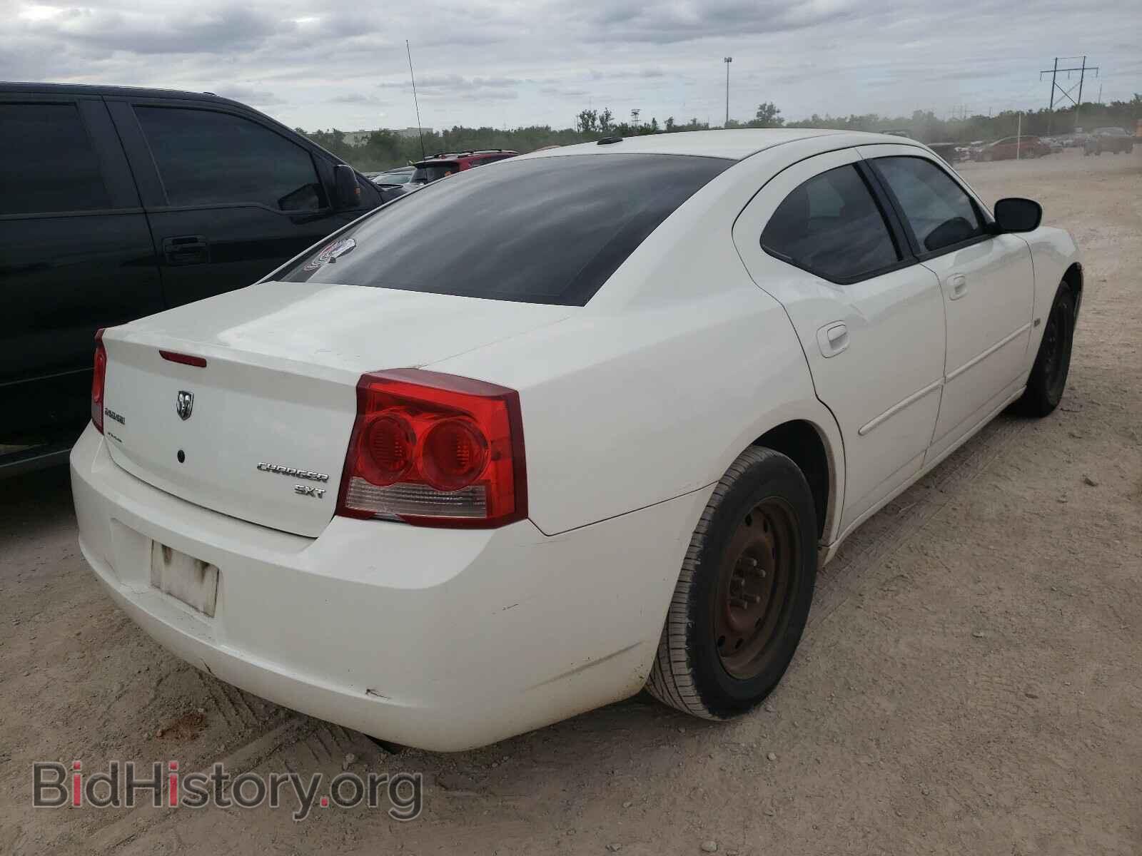 2010 DODGE CHARGER - VIN: 2B3CA3CV9AH191936 - Фото 4