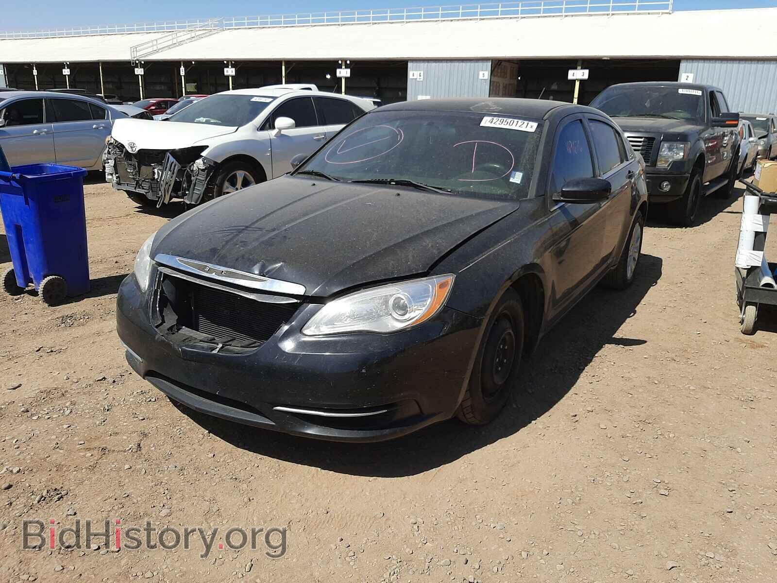 2013 CHRYSLER 200 - VIN: 1C3CCBAB8DN685698 - Photo 2