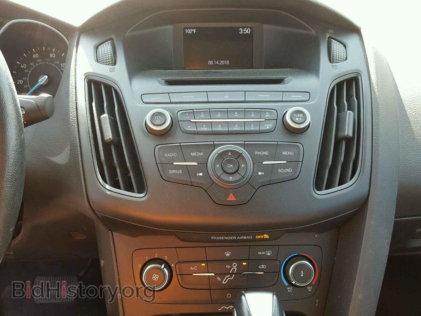 2016 FORD FOCUS - VIN: 1FADP3F26GL399096 - Photo 9