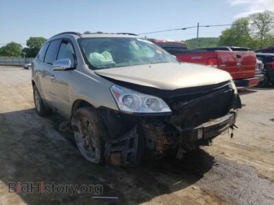 2011 Chevrolet TRAVERSE Traverse L, серебристый — VIN 1GNKRJED3BJ129077, Copart