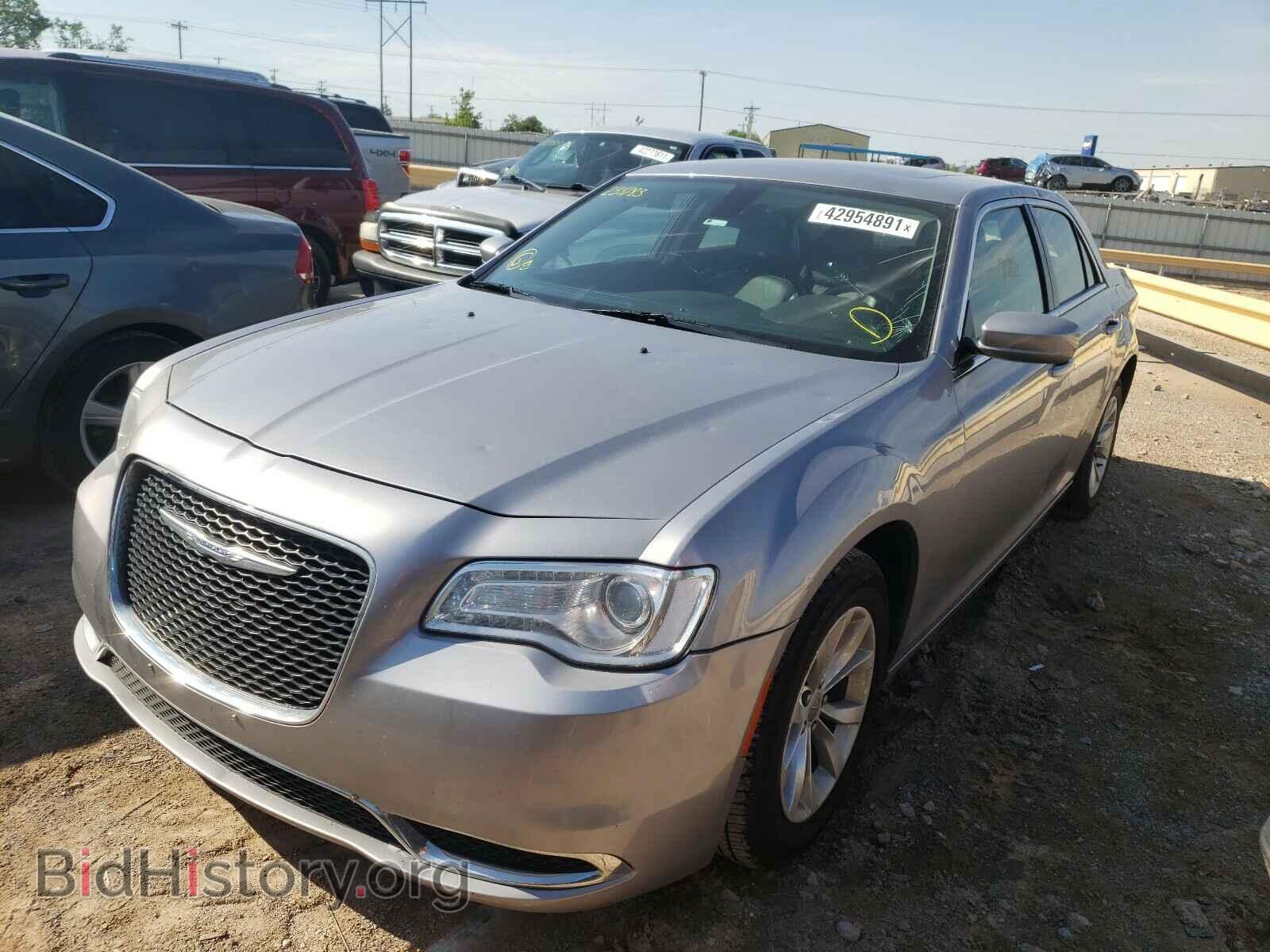 2016 CHRYSLER 300 - VIN: 2C3CCAAG4GH233783 - Фото 2