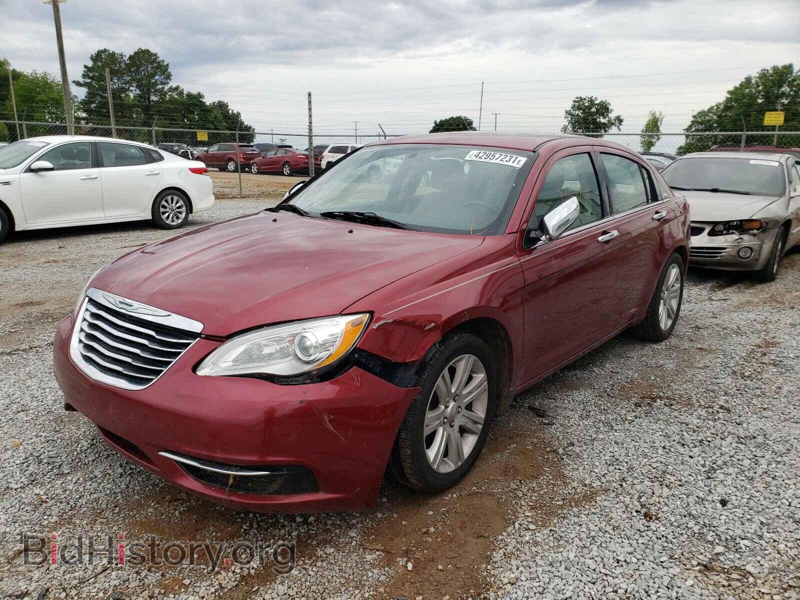 2012 CHRYSLER 200 - VIN: 1C3CCBBG1CN329005 - Фото 2
