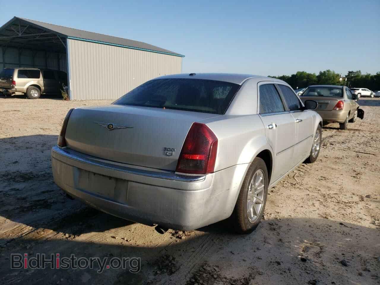 2006 CHRYSLER 300 - VIN: 2C3KA63H26H535978 - Фото 4