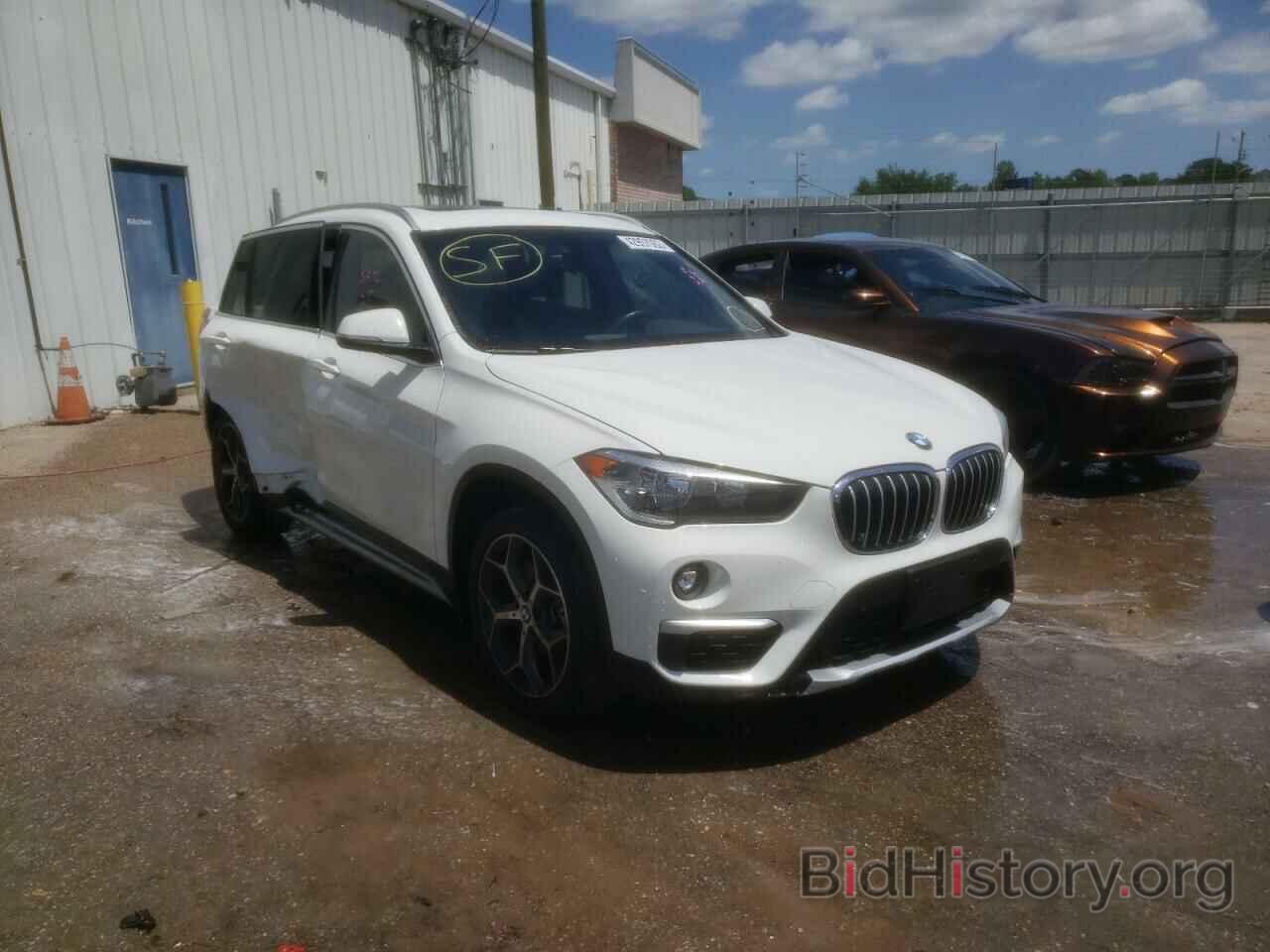 Photo WBXHU7C35J5L07645 - BMW X1 2018