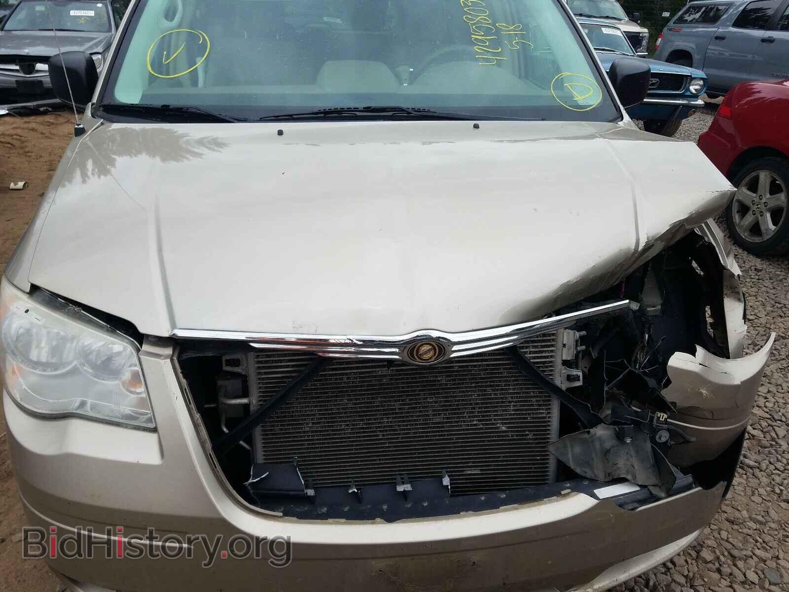 2008 CHRYSLER MINIVAN - VIN: 2A8HR44H58R606758 - Фото 7