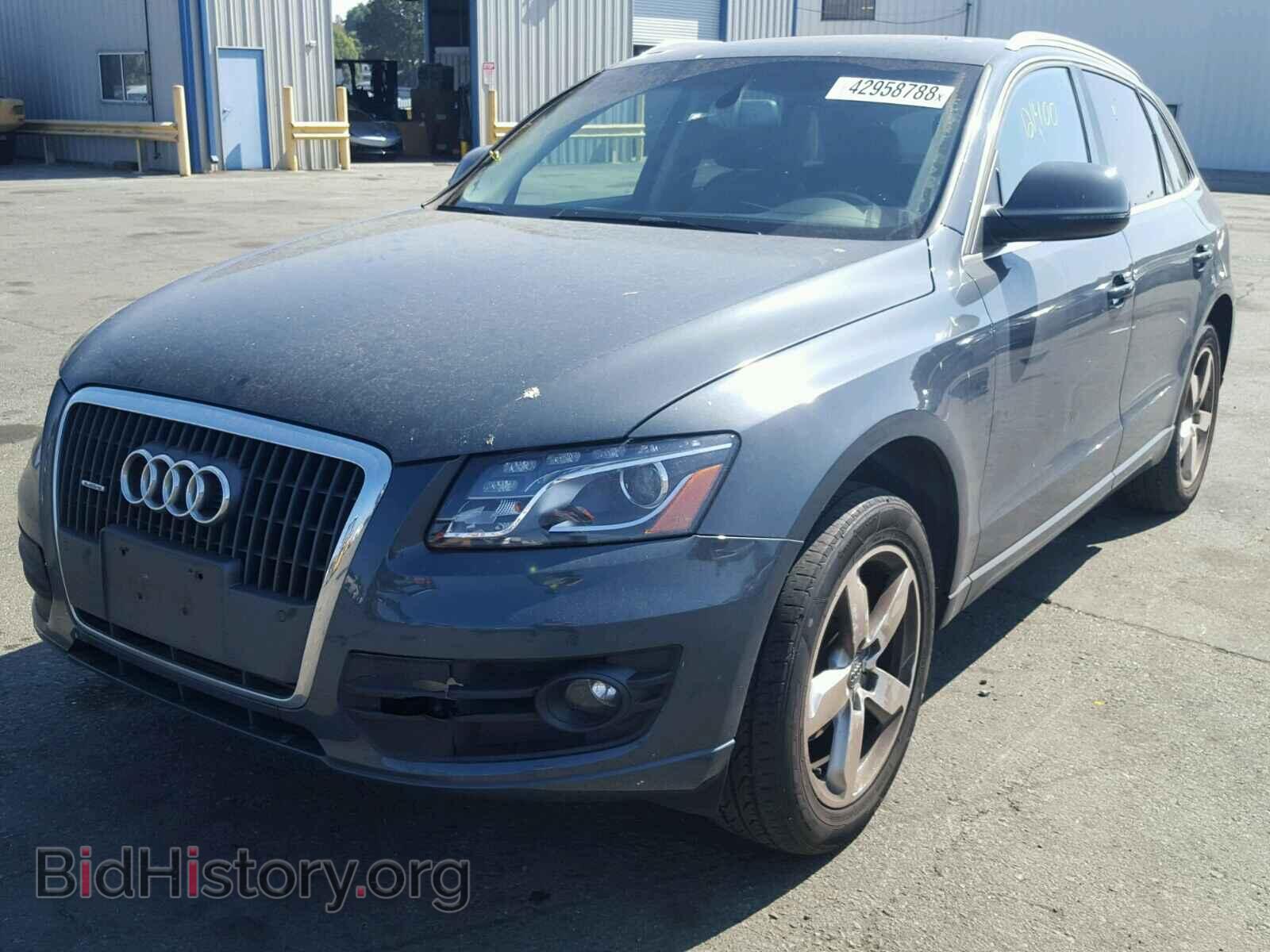 2011 AUDI Q5 - VIN: WA1LFAFP4BA086345 - Фото 2