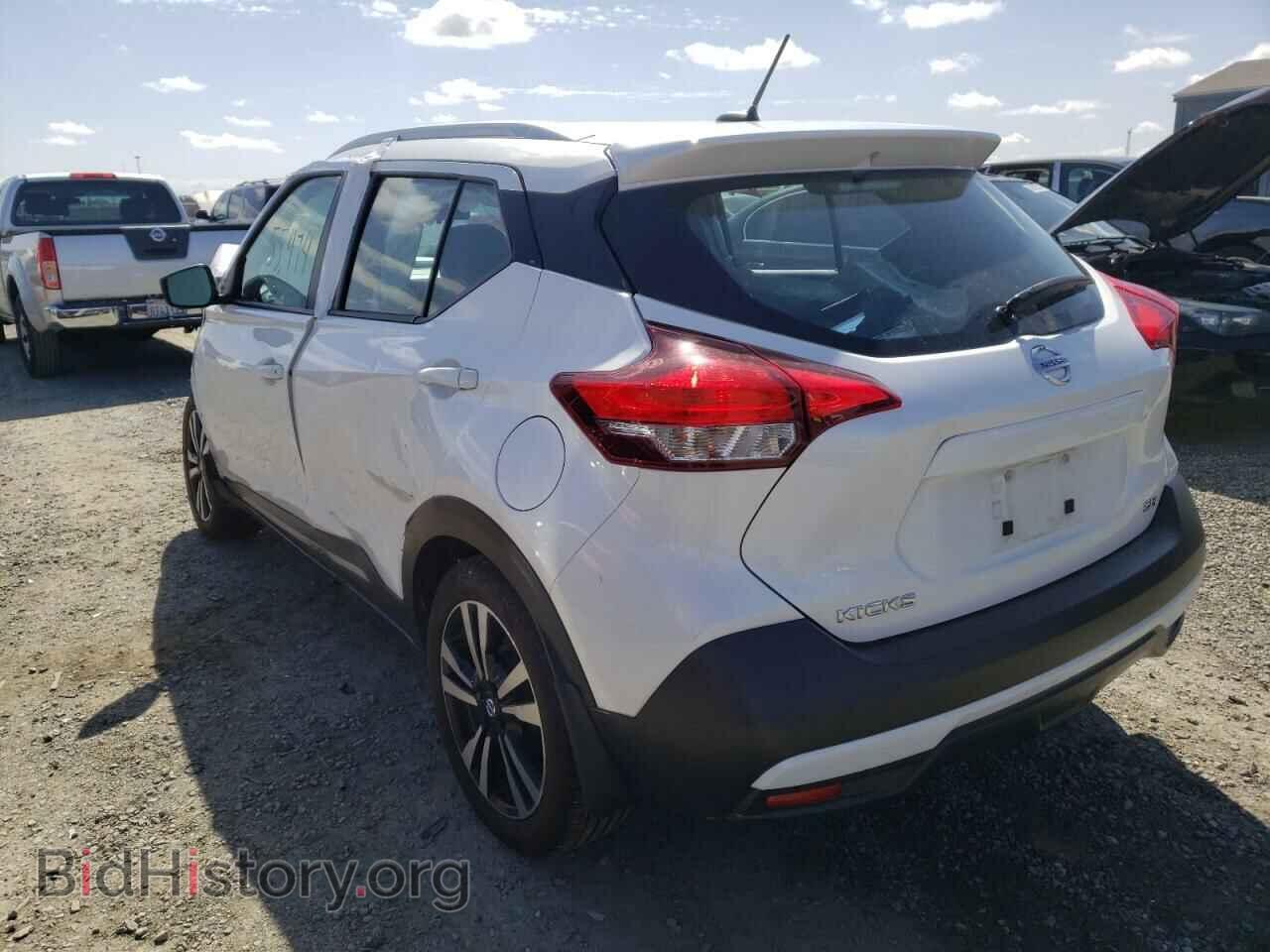 2019 NISSAN KICKS - VIN: 3N1CP5CU3KL543484 - Фото 3