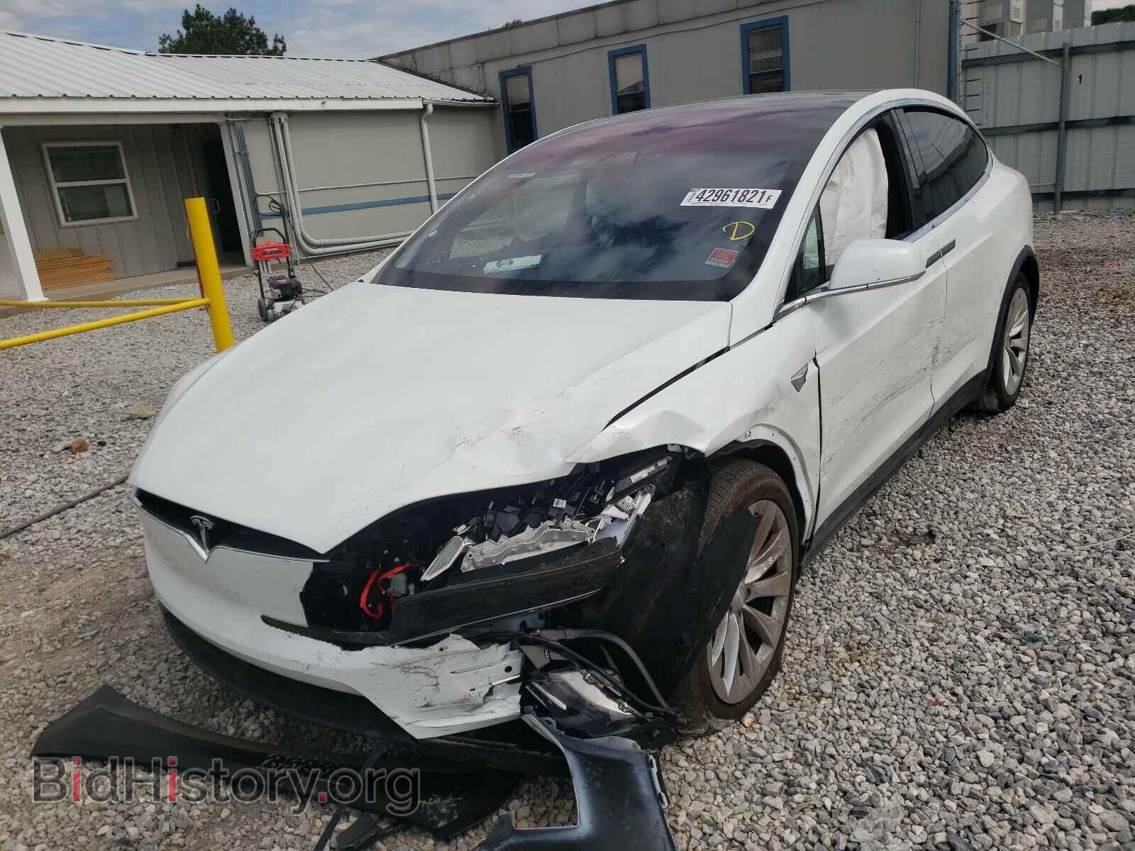 2017 TESLA MODEL X - VIN: 5YJXCBE26HF044724 - Фото 2