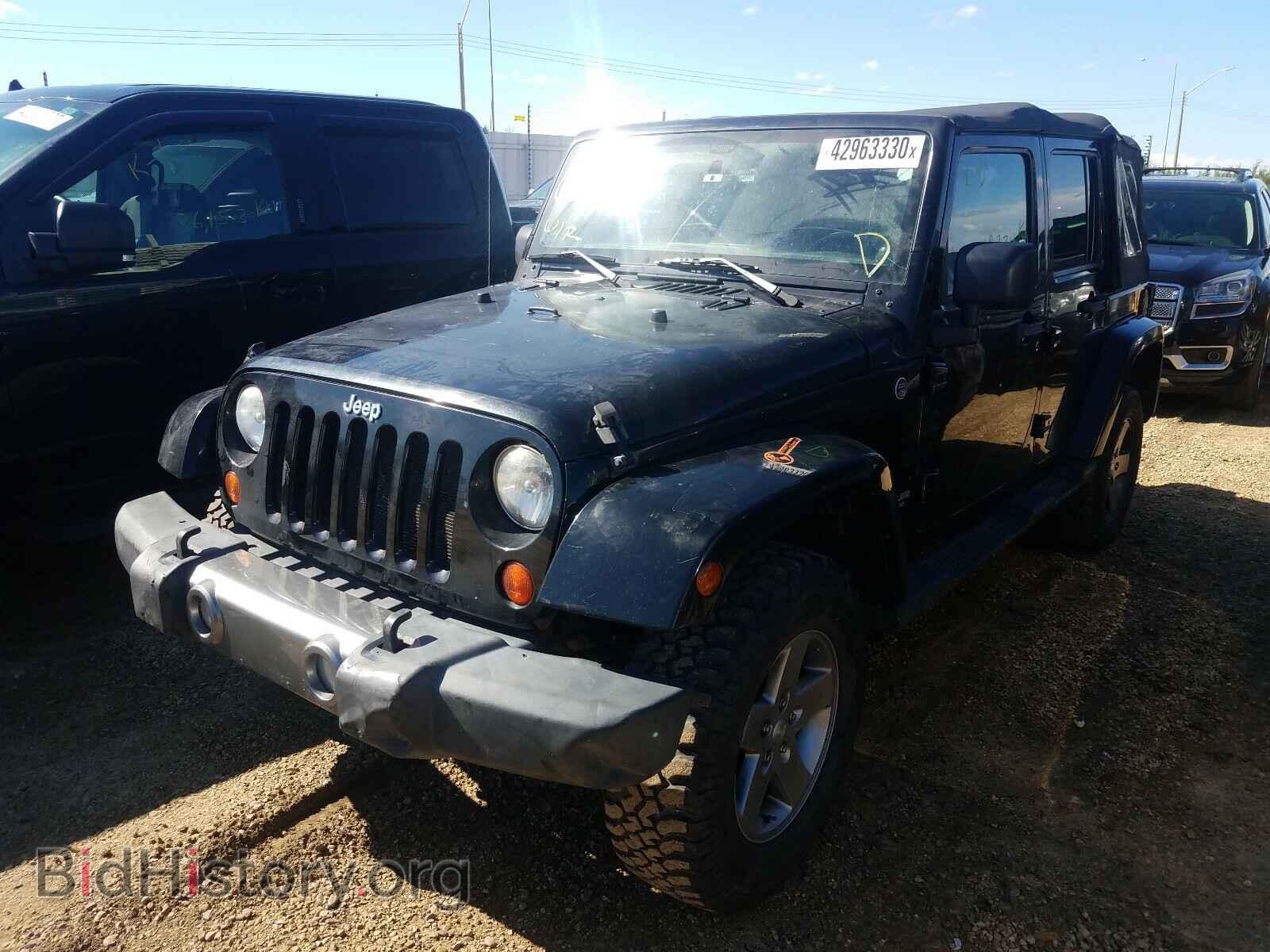 2011 JEEP WRANGLER - VIN: 1J4BA3H13BL616887 - Фото 2