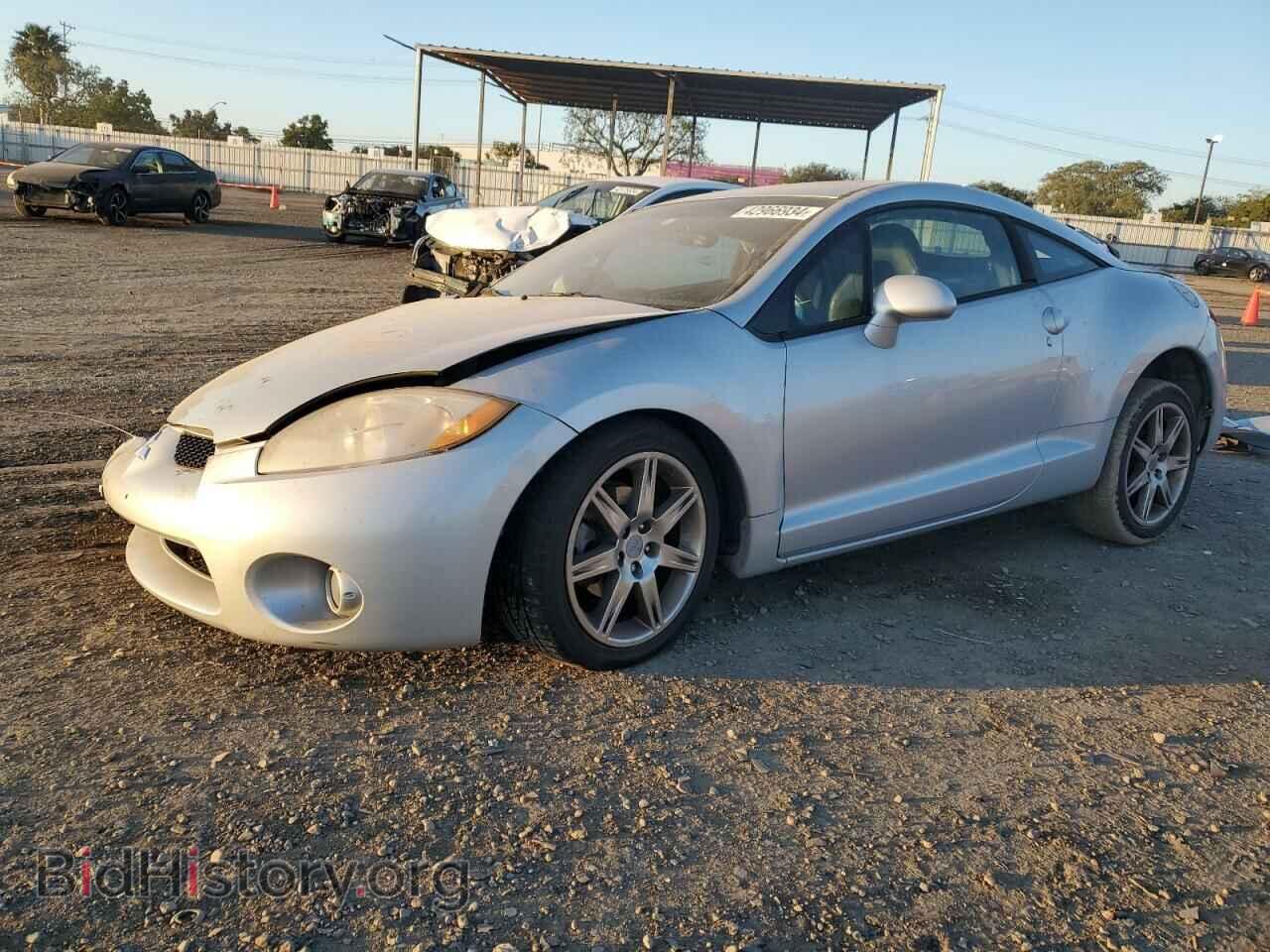 Photo 4A3AK34T28E005118 - MITSUBISHI ECLIPSE 2008