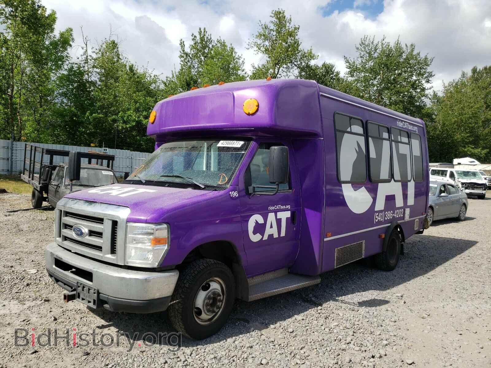 2017 FORD ECONOLINE - VIN: 1FDFE4FS7HDC05262 - Photo 2