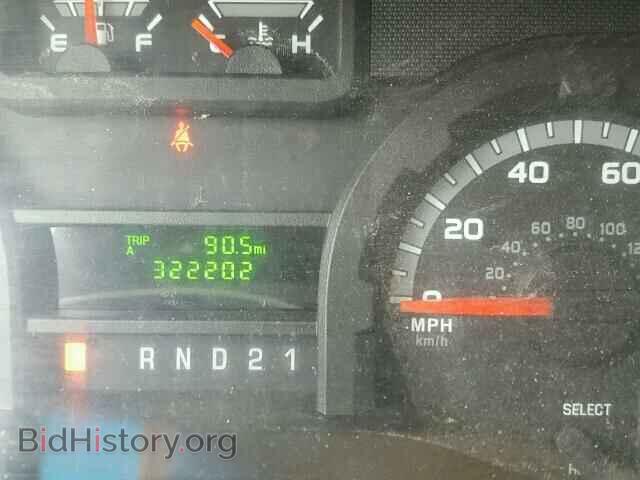 2011 FORD ECONOLINE - VIN: 1FBNE3BL4BDA18016 - Photo 8