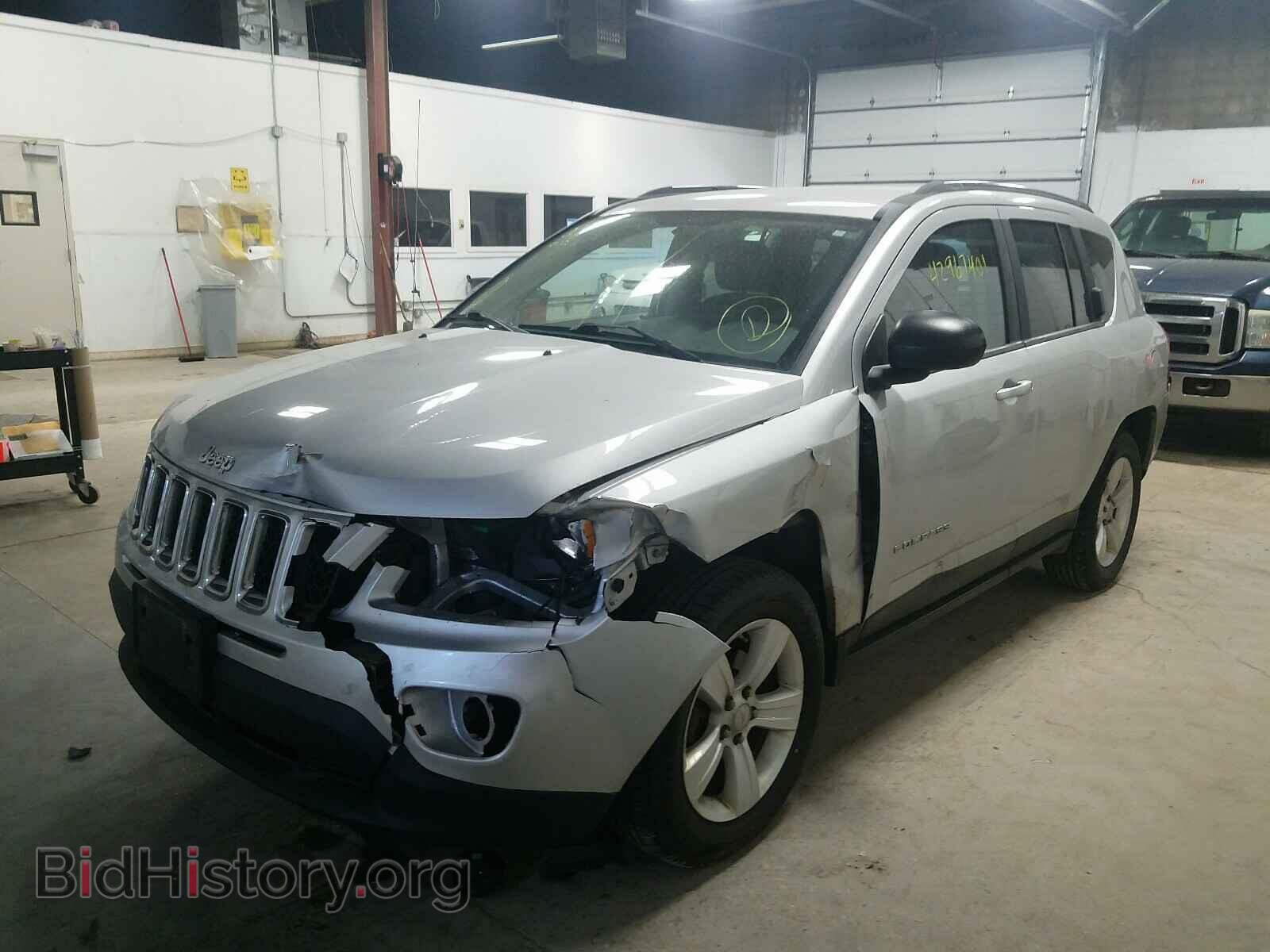 2011 JEEP COMPASS - VIN: 1J4NF1FB3BD141752 - Фото 2