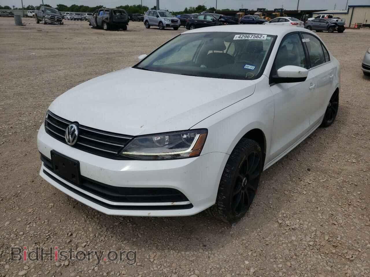 2017 VOLKSWAGEN JETTA - VIN: 3VW2B7AJ2HM370178 - Фото 2