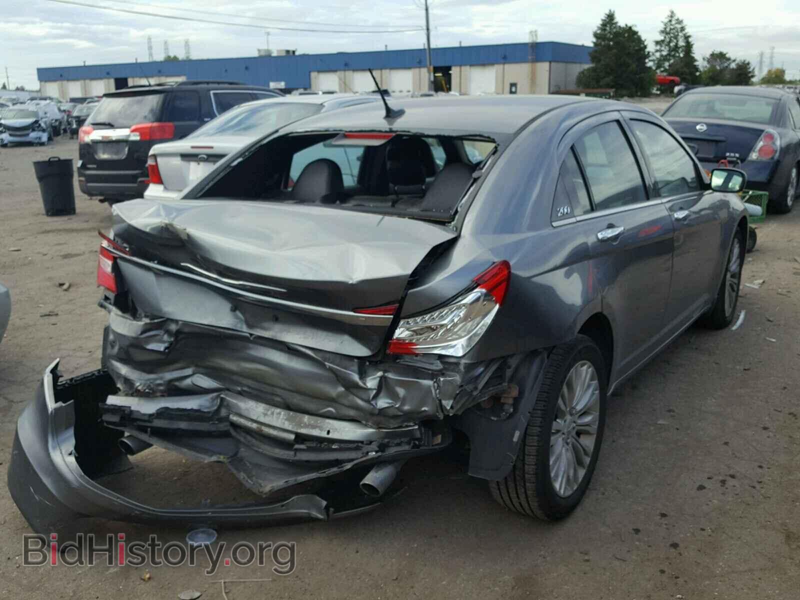 2013 CHRYSLER 200 - VIN: 1C3CCBCG7DN543044 - Photo 4