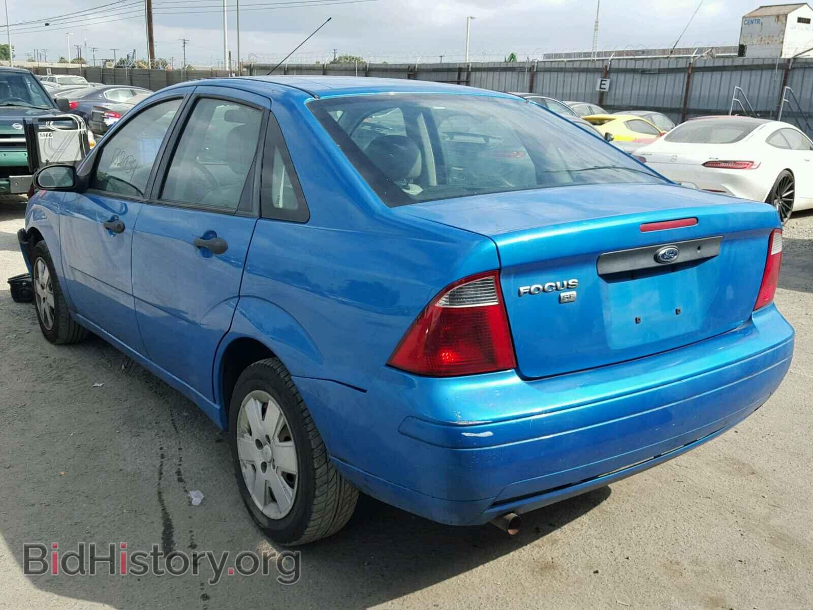 2007 FORD FOCUS - VIN: 1FAHP34N57W229549 - Фото 3