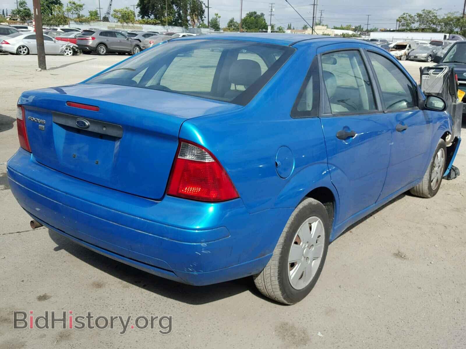 2007 FORD FOCUS - VIN: 1FAHP34N57W229549 - Фото 4
