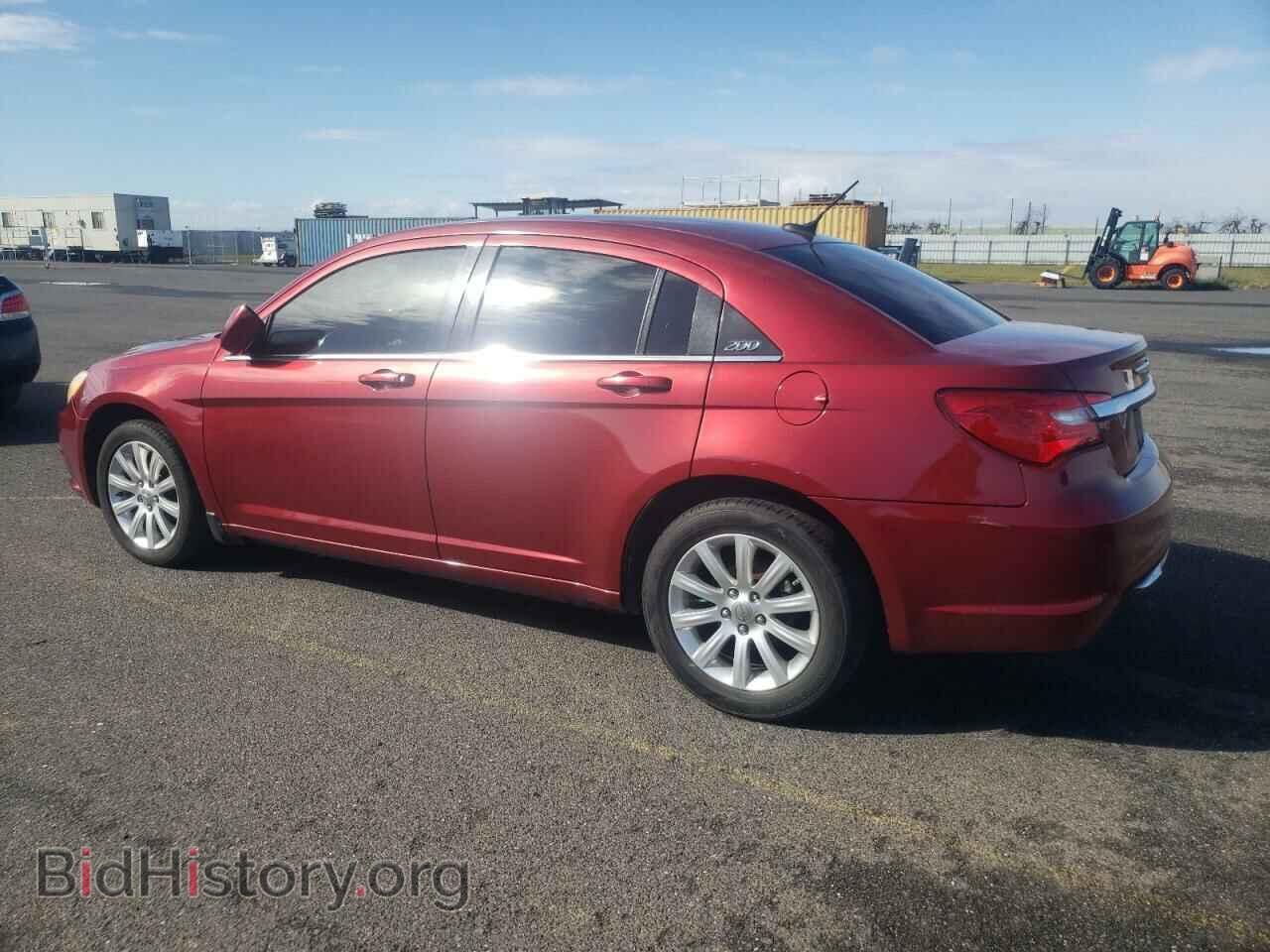 2013 CHRYSLER 200 - VIN: 1C3CCBBB0DN631679 - Photo 2