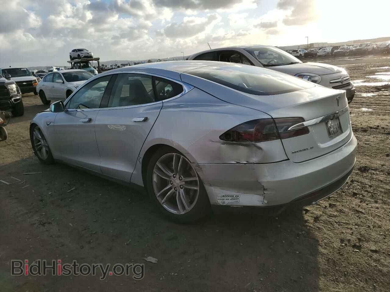 2013 TESLA MODEL S - VIN: 5YJSA1DN5DFP08611 - Фото 2