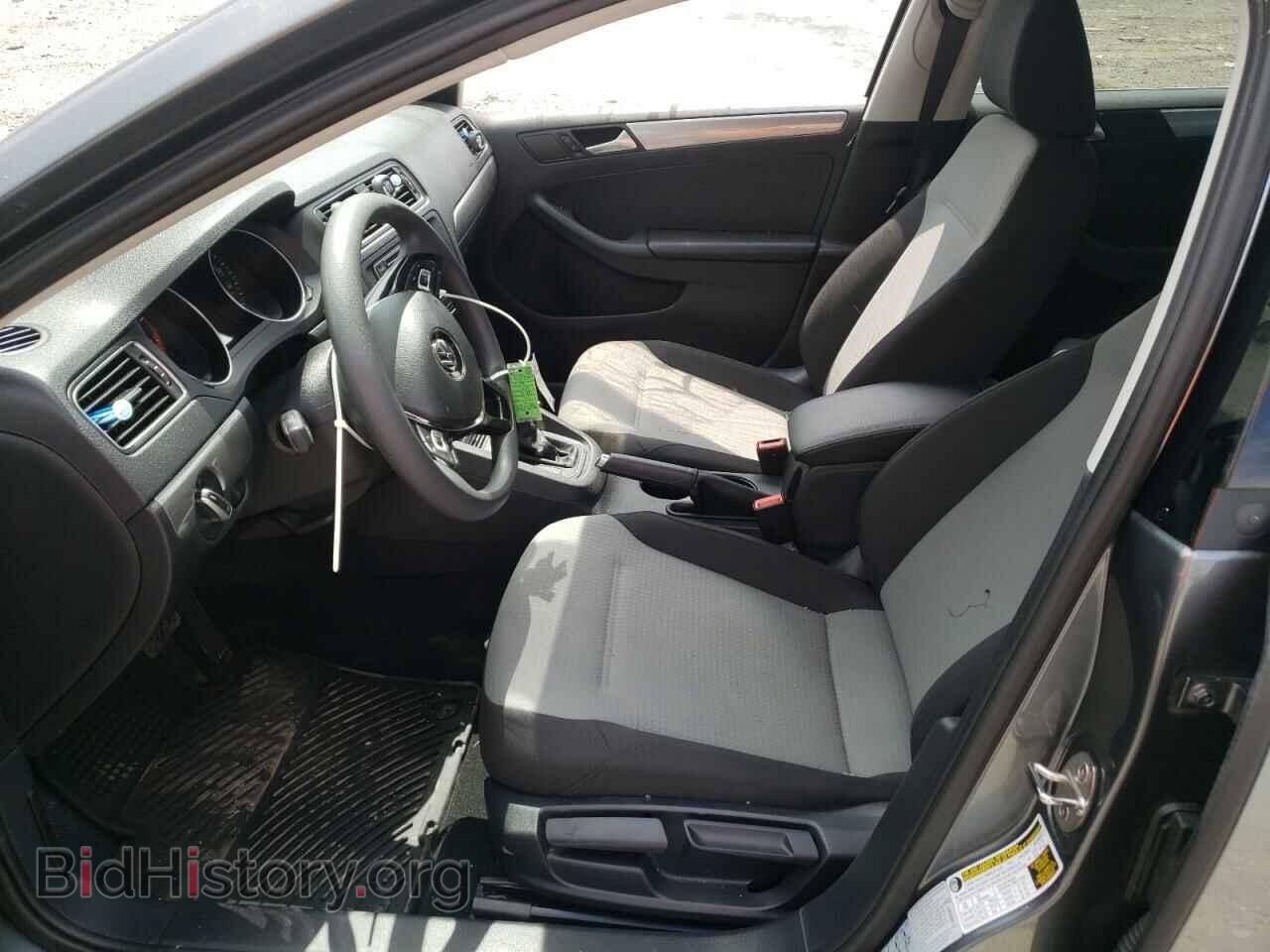 2017 VOLKSWAGEN JETTA - VIN: 3VW2B7AJ0HM371992 - Photo 5